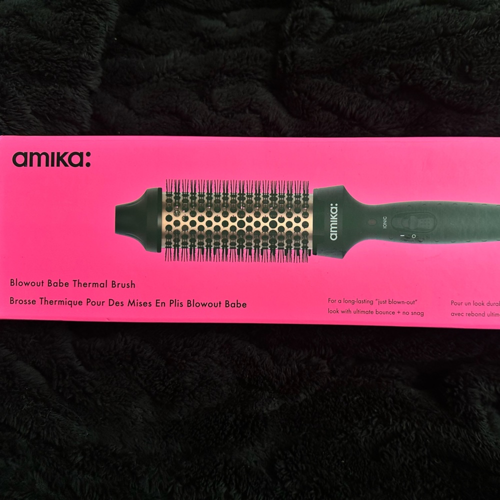 AMIKA blowout babe thermal brush